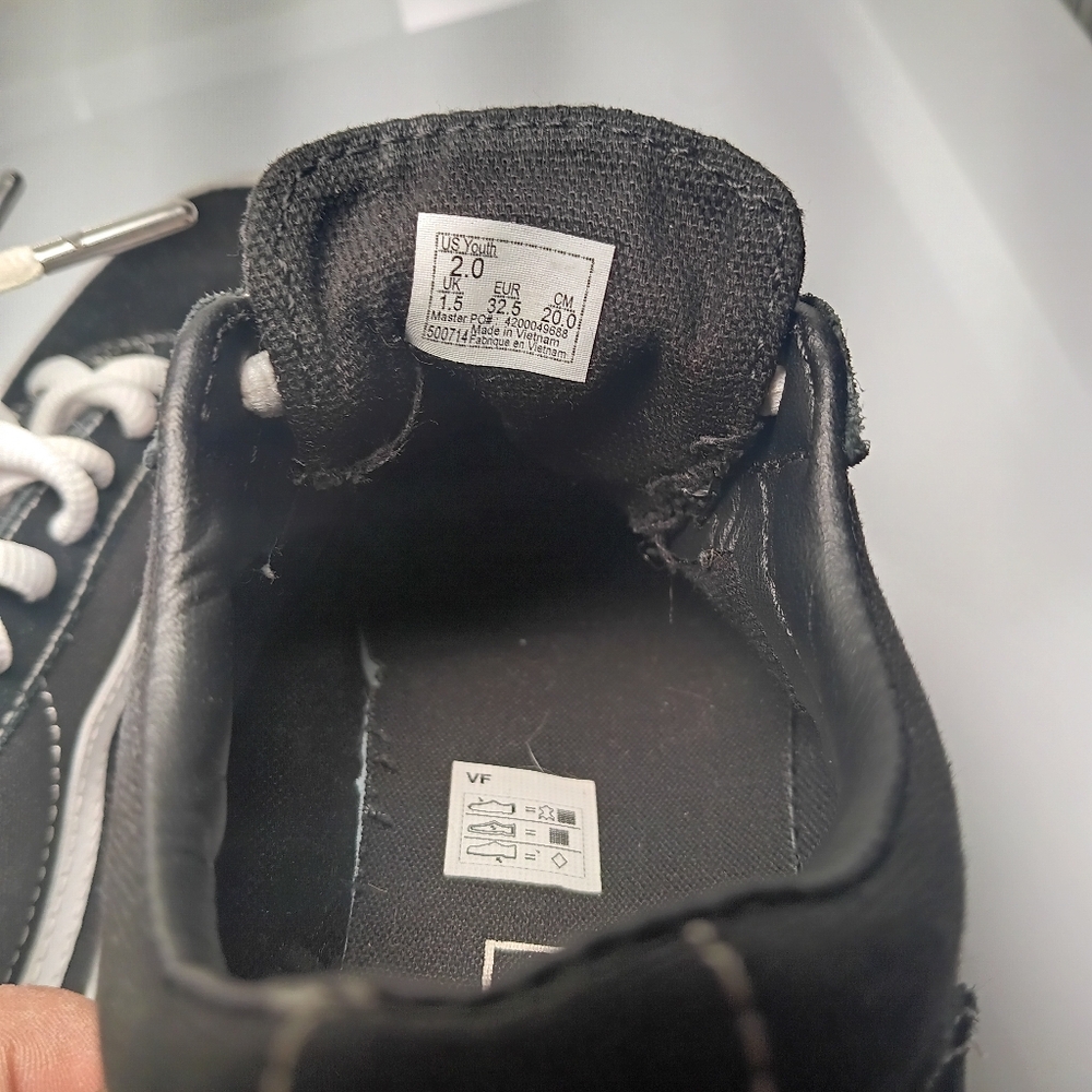 Vans Off The Wall Youth Kids Size 2 Black /White Sneakers Skate Shoes - Picture 4 of 5